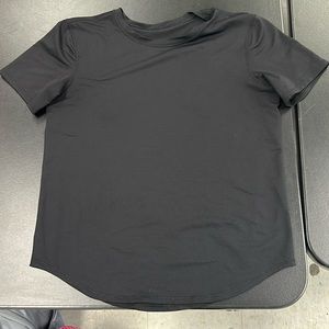 breathable lulu shirt size 4